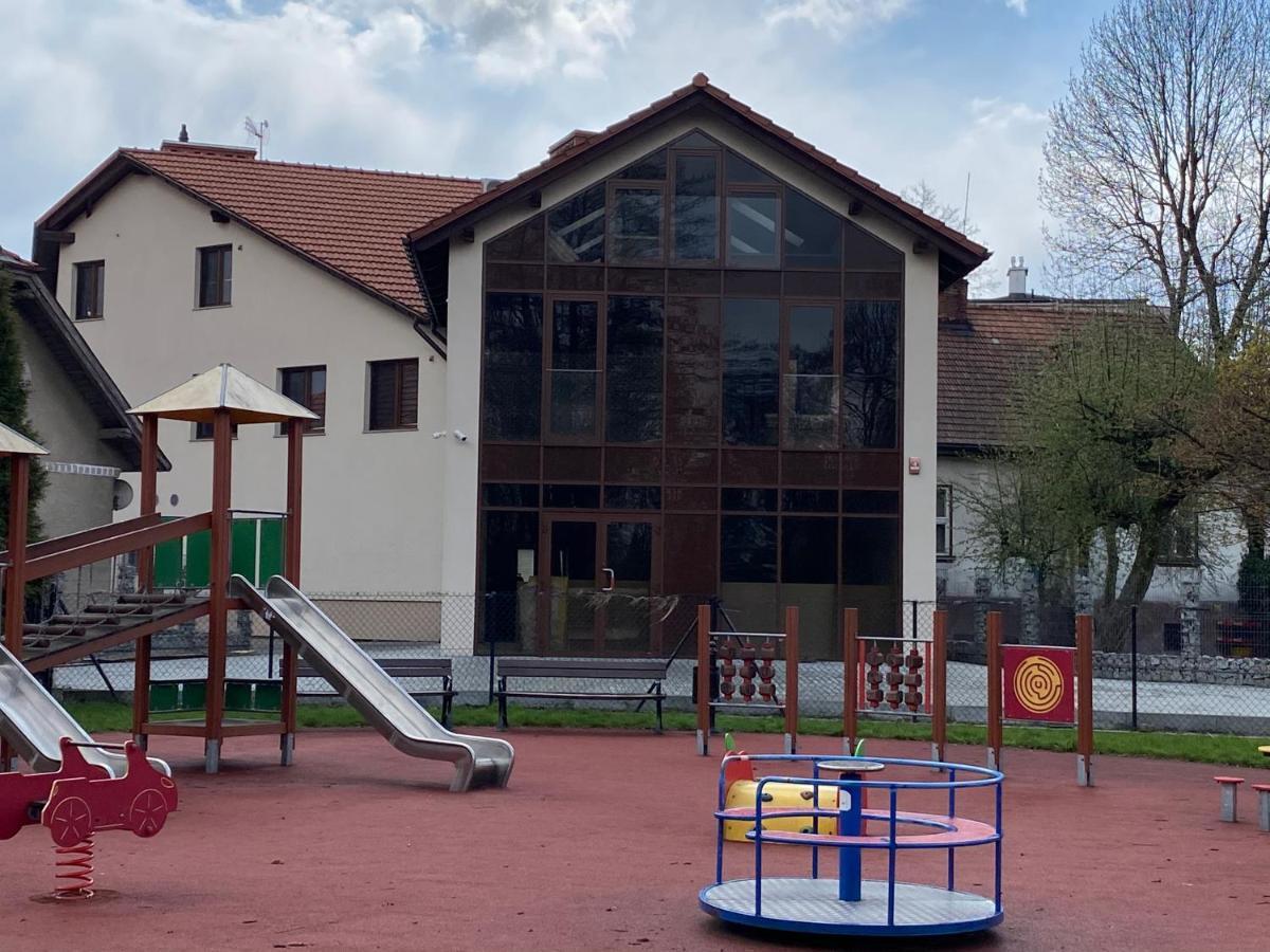 Apartamenty Centrum Andrychów Екстериор снимка